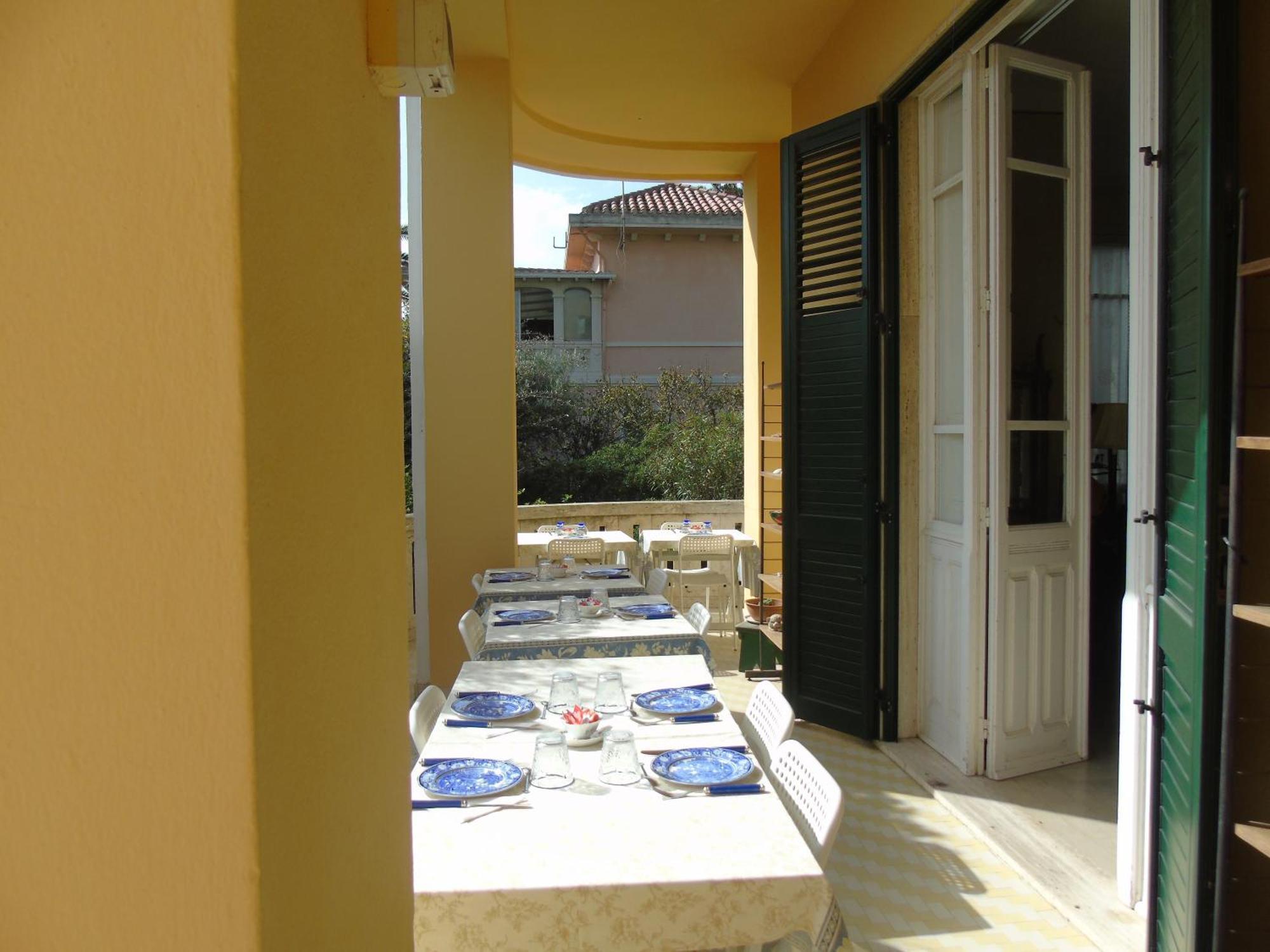 Villino Vanzetti 1930 Cagliari Zewnętrze zdjęcie